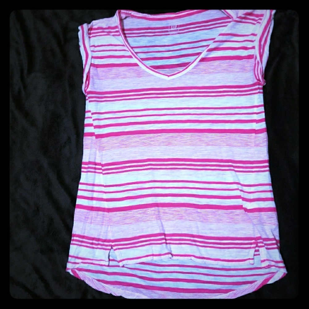 Super comfy Gap Tee